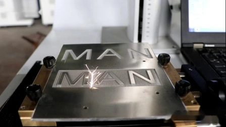 China Laserbeschriftungsmaschine 30W für Metallwerkzeuge aus Edelstahl